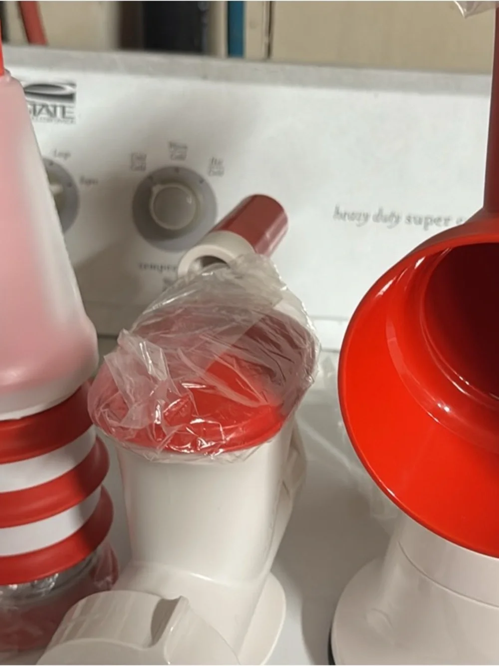 Tupperware Red and White Party Horns Set